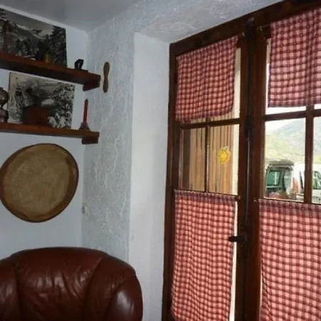 Ax-les-thermes, 3 Pieces, 5 Personnes - Fr-1-419-290 Holiday home *